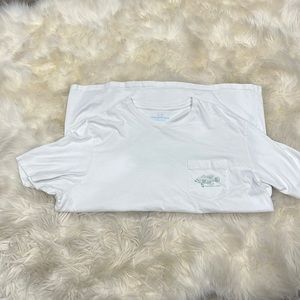 Vineyard vines mens tee size XL